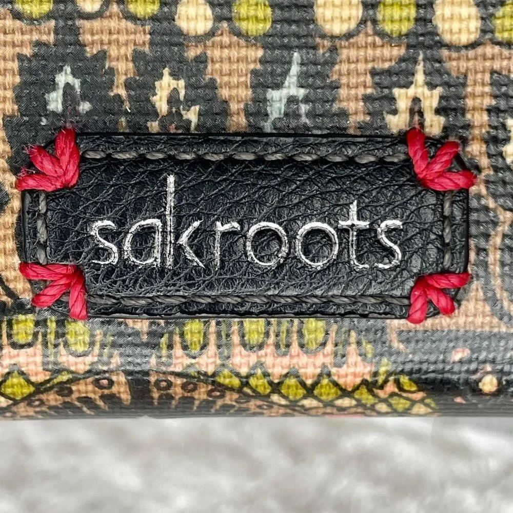 Sakroots Small Smartphone Wristlet Wallet Taupe One World